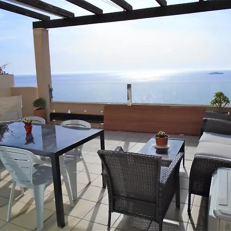Holiday home Atico Torre Del Rayo